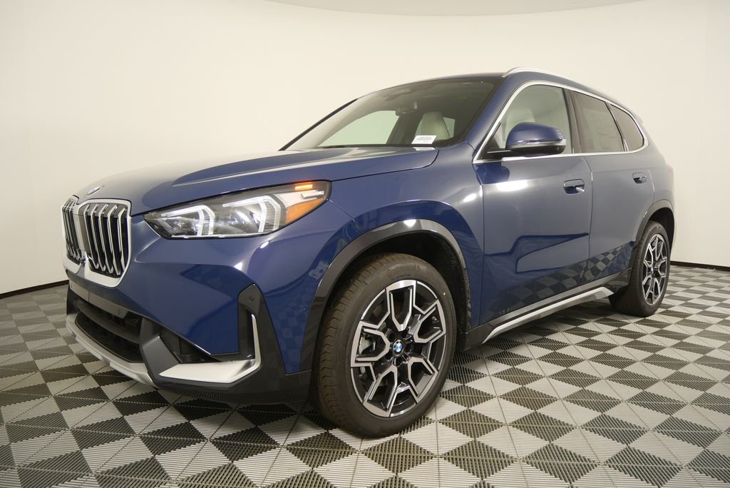 Used 2026 Night Dusk Blue Metallic BMW xDrive28i image 7