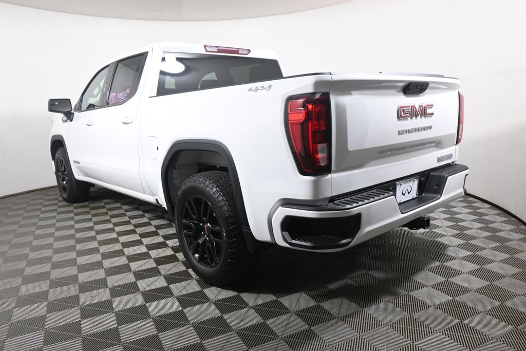 Used 2025 White GMC Elevation image 5