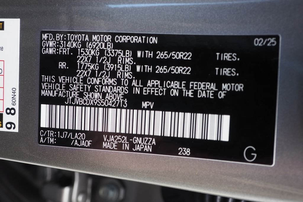 Used 2025 Silver Lexus 550 Luxury+ image 35