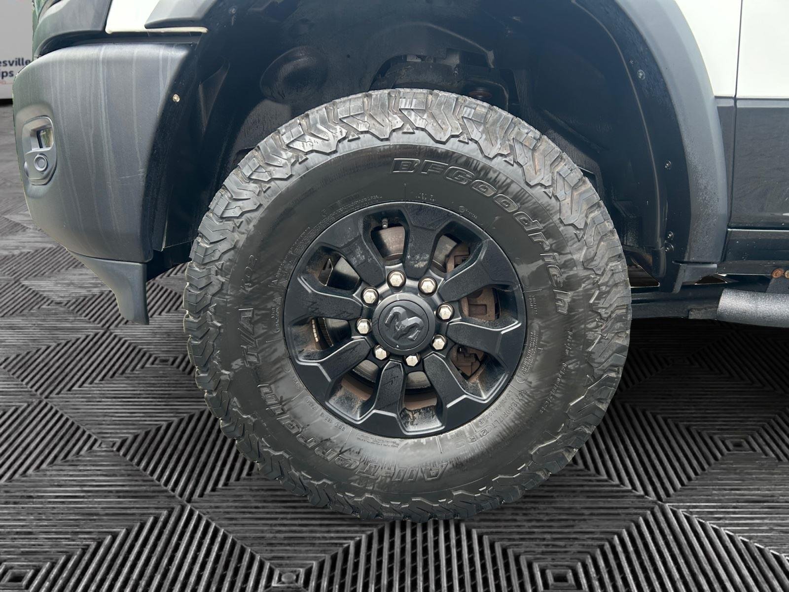 Used 2022 Bright White Clearcoat Ram Power Wagon image 14