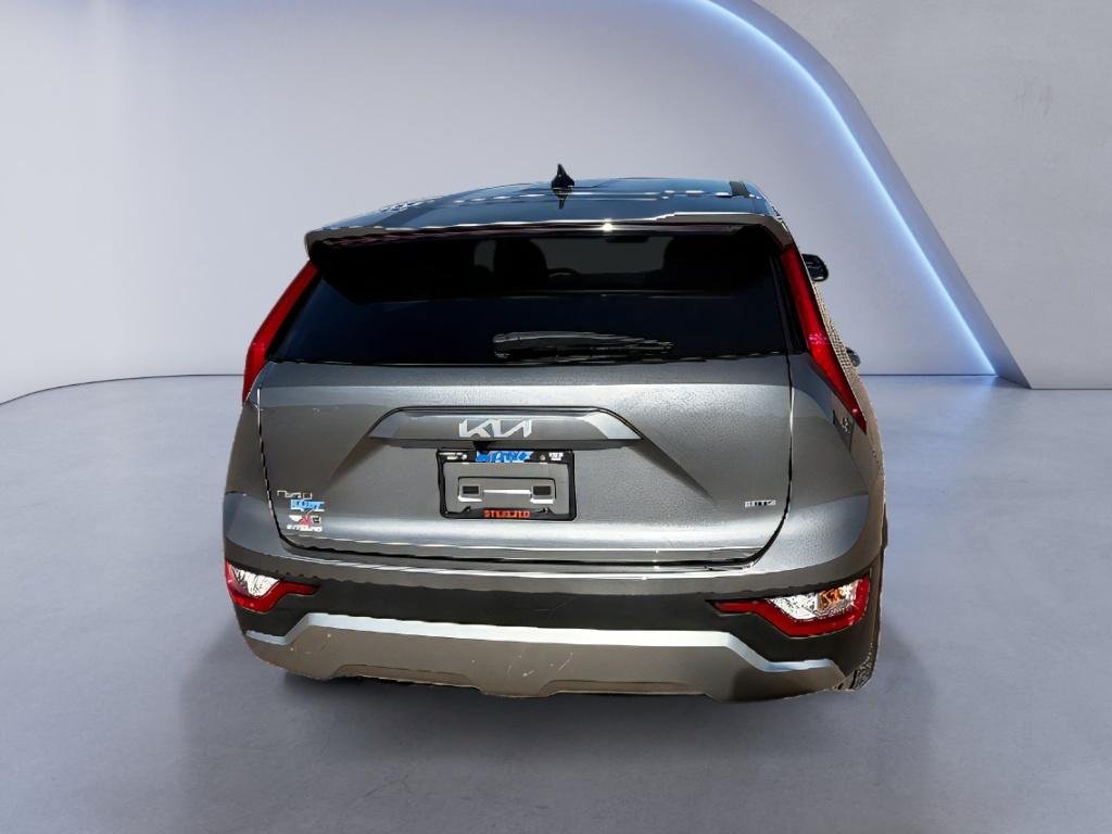 Used 2025 Steel Gray Kia LX image 14