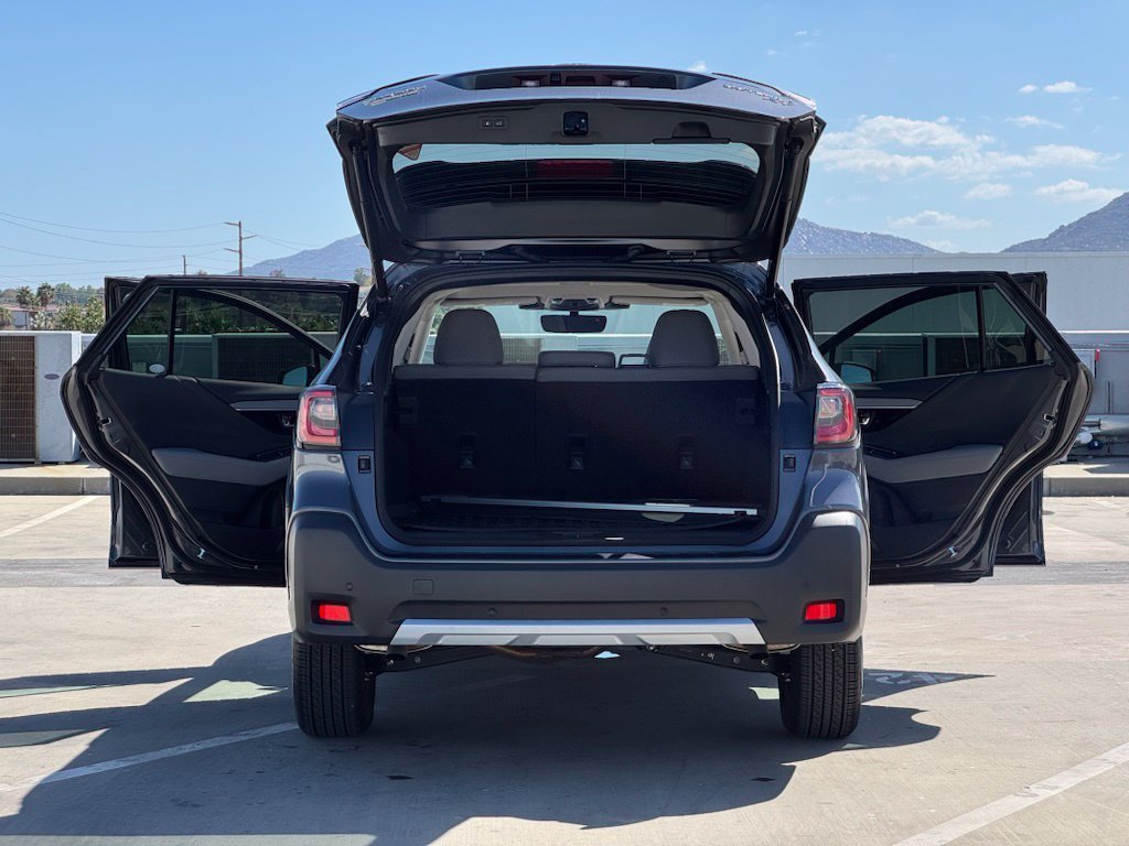 Used 2025 Gray Metallic Subaru Limited XT image 27