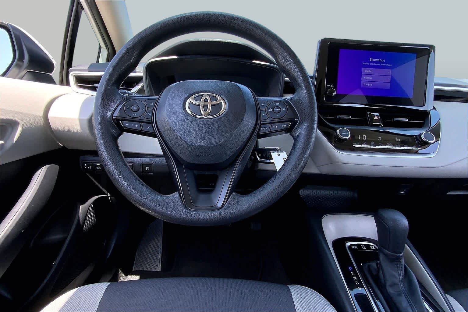 Used 2024 Ice Cap Toyota Hybrid LE image 6