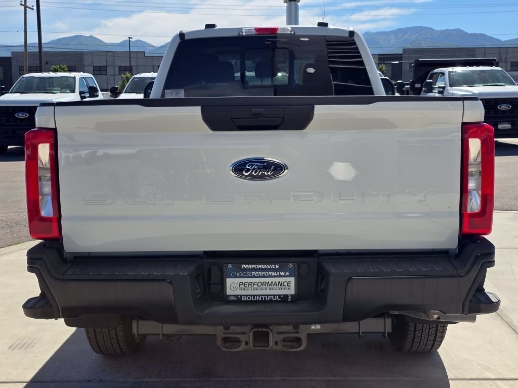 New 2026 Oxford White Ford XL image 22