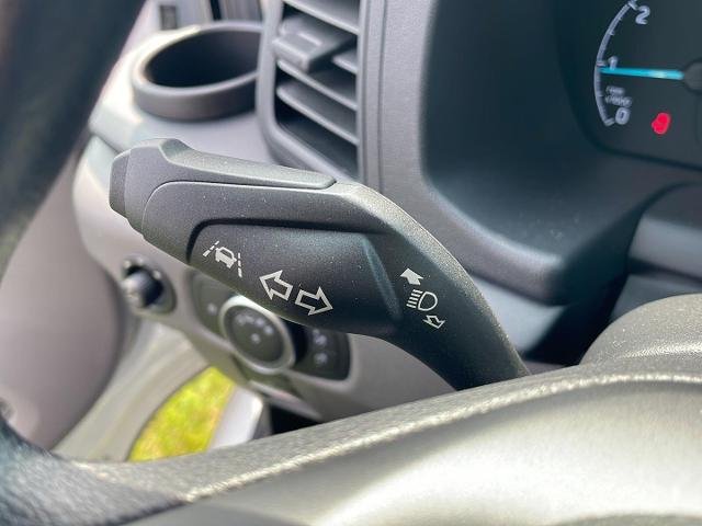 Used 2024 Oxford White Ford T350 AWD SRW image 39