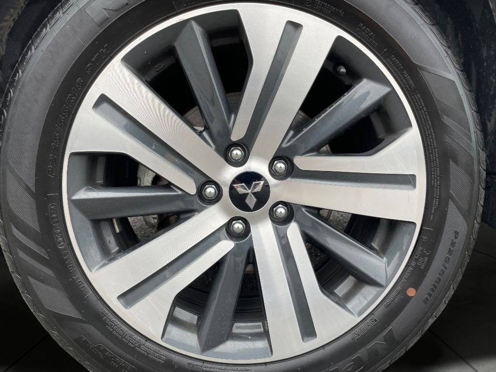 Used 2024 White Mitsubishi 2.0 ES image 26