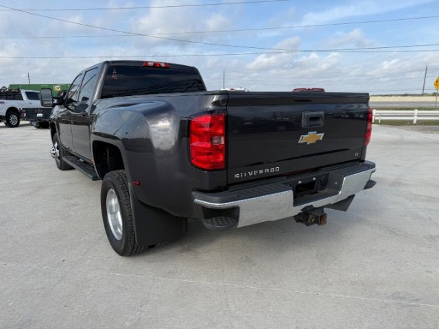 Used 2015 Tungsten Metallic Chevrolet LT image 3