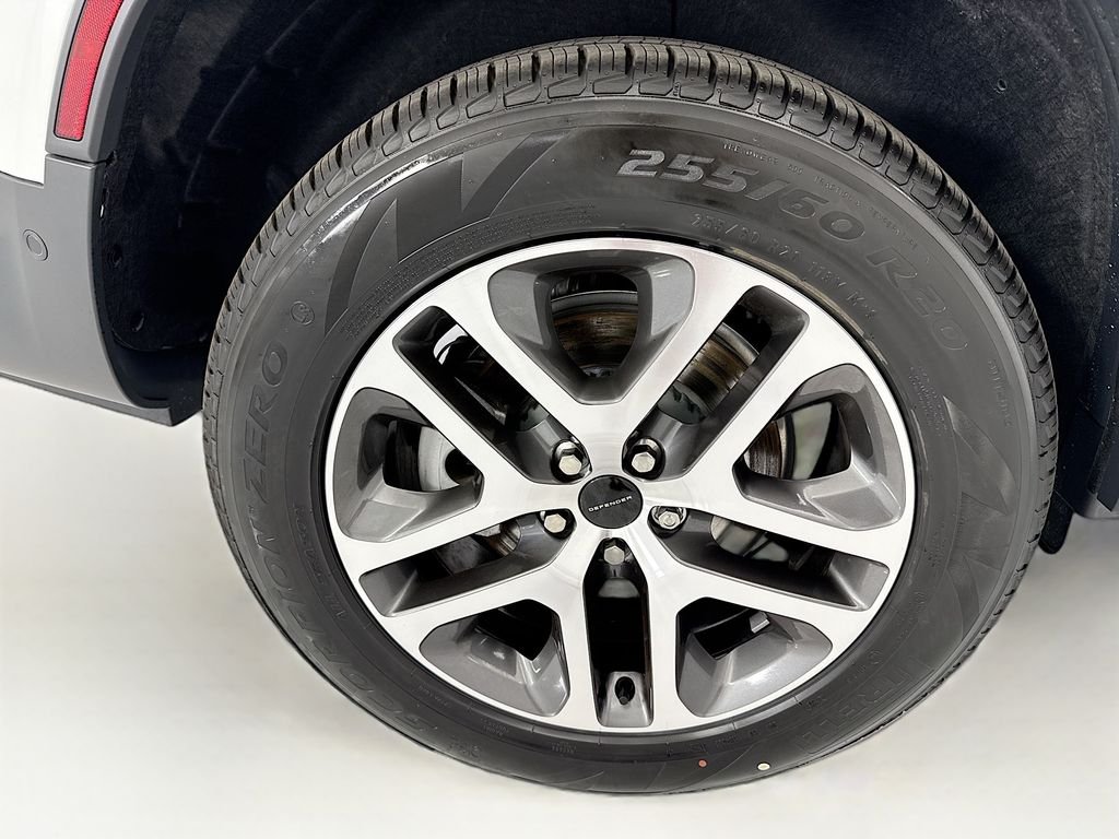 Used 2026 Fuji White Land Rover S image 34