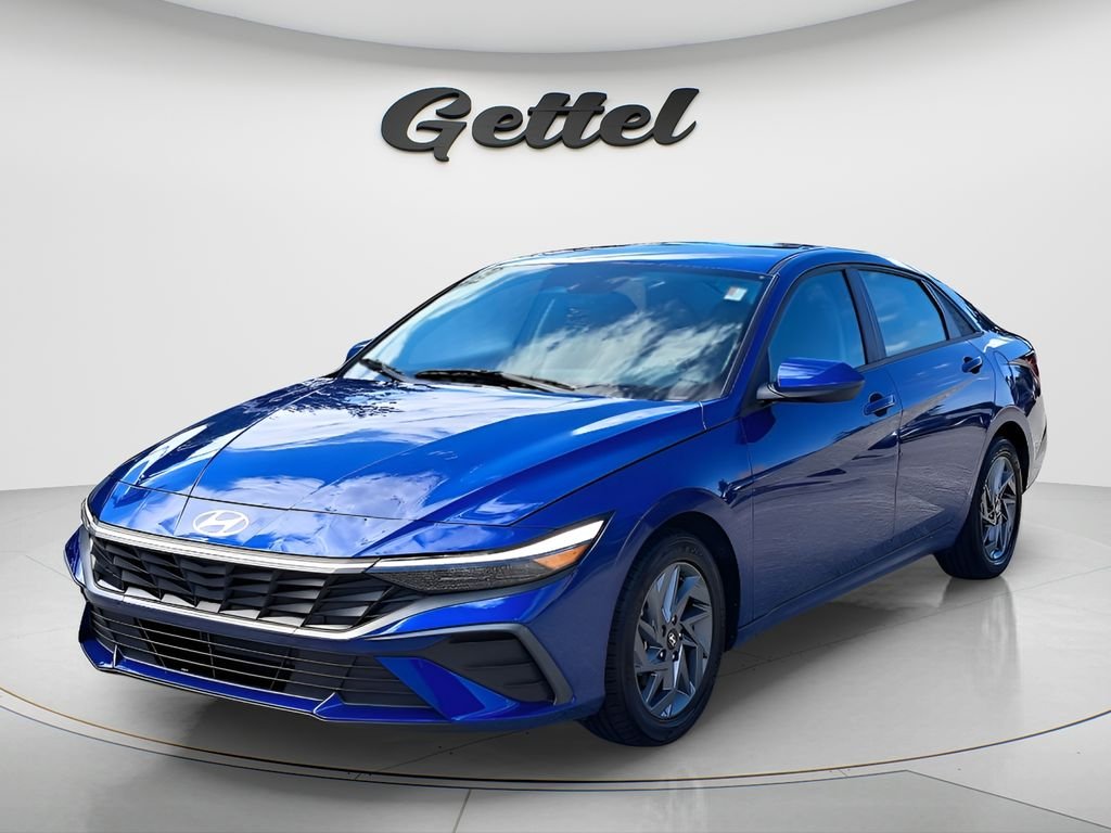 2024 Hyundai Elantra 2.0 SEL IVT's photo