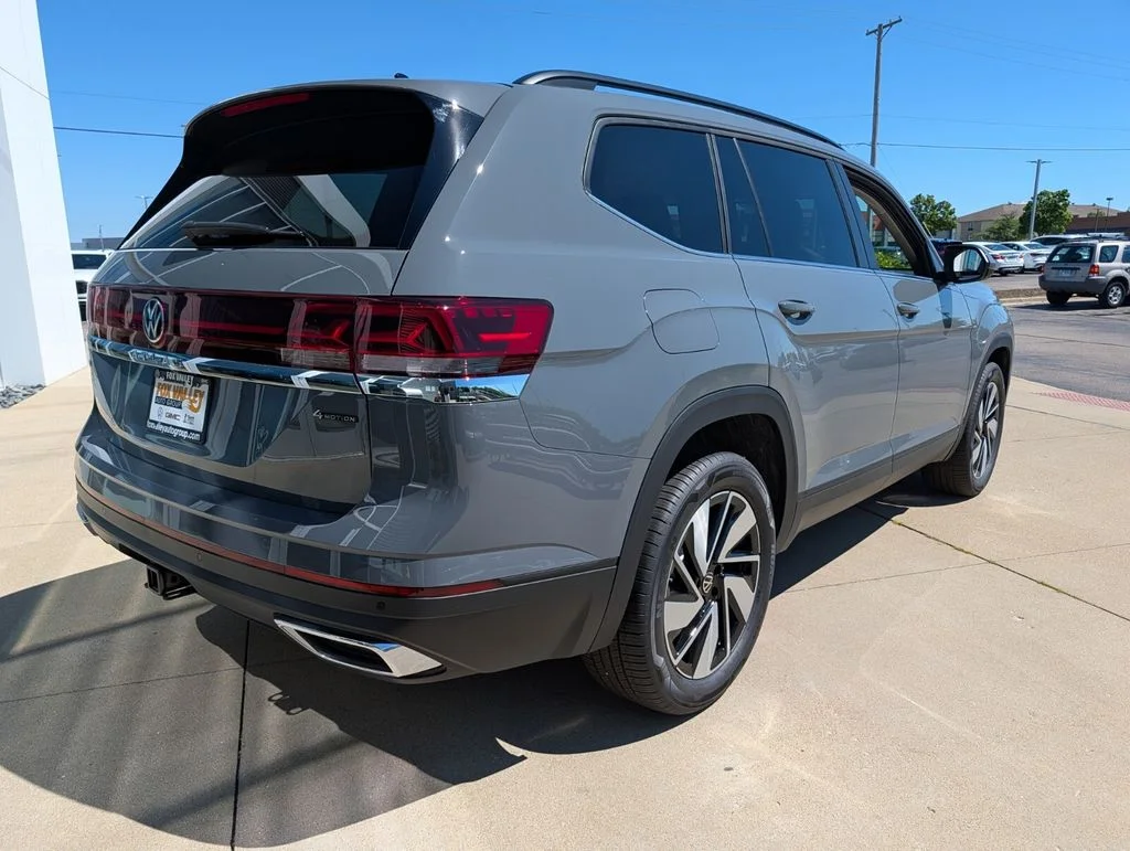 New 2026 Gray Volkswagen 2.0T SE w/Technology image 3