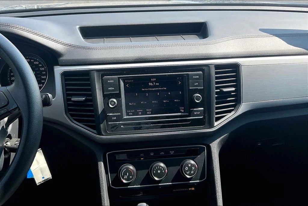 Used 2019 Gray Volkswagen S image 5