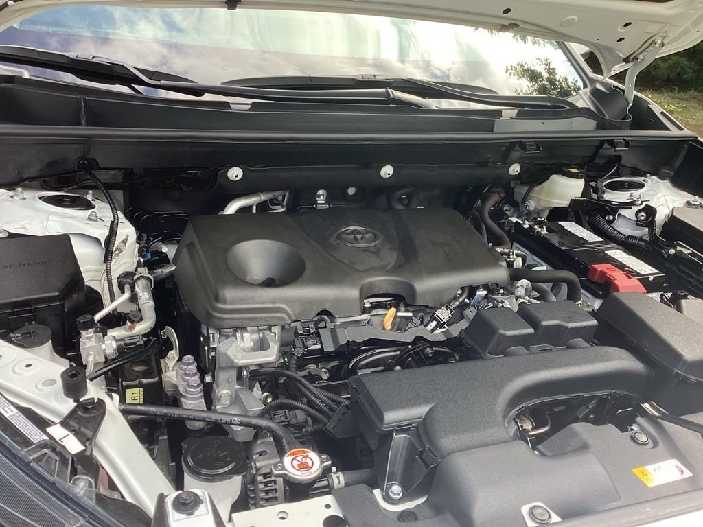 Used 2024 White Toyota XLE image 23