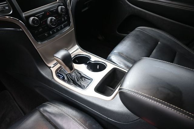 Used 2017 Gray Jeep Limited image 9