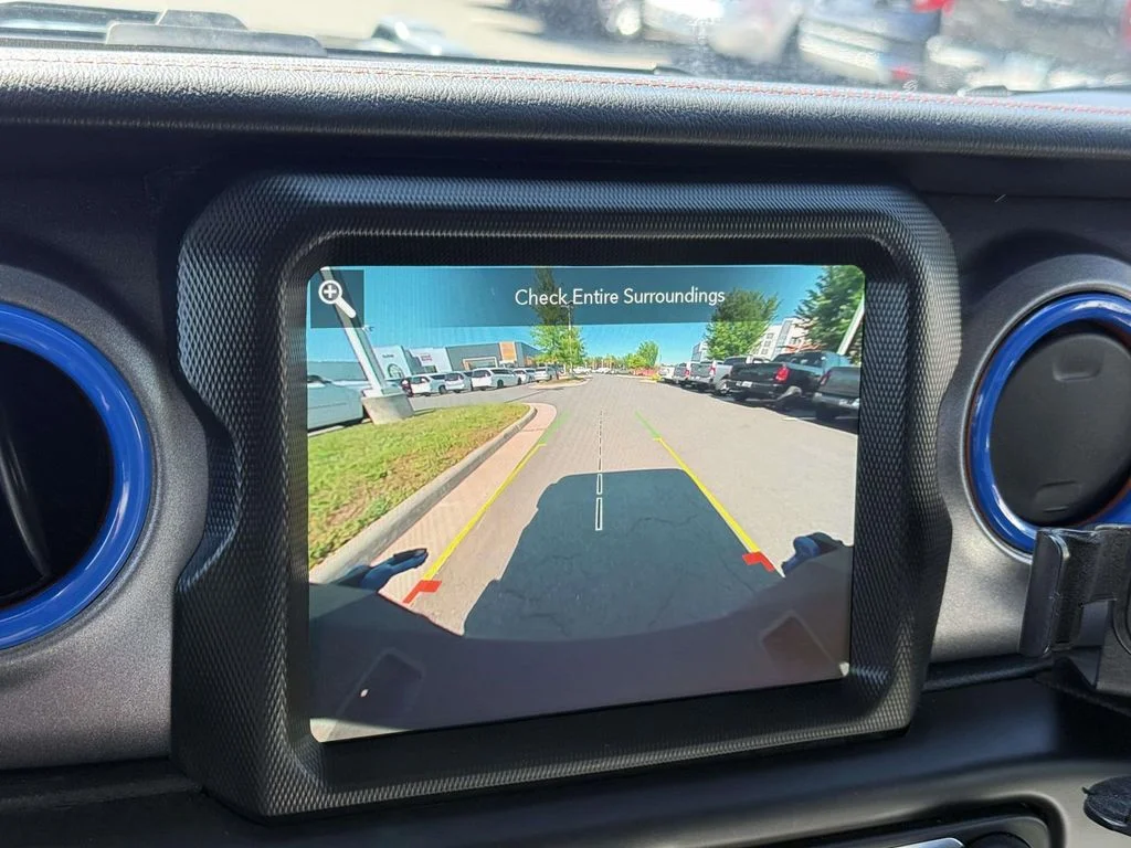 Used 2023 Black Jeep Mojave image 28