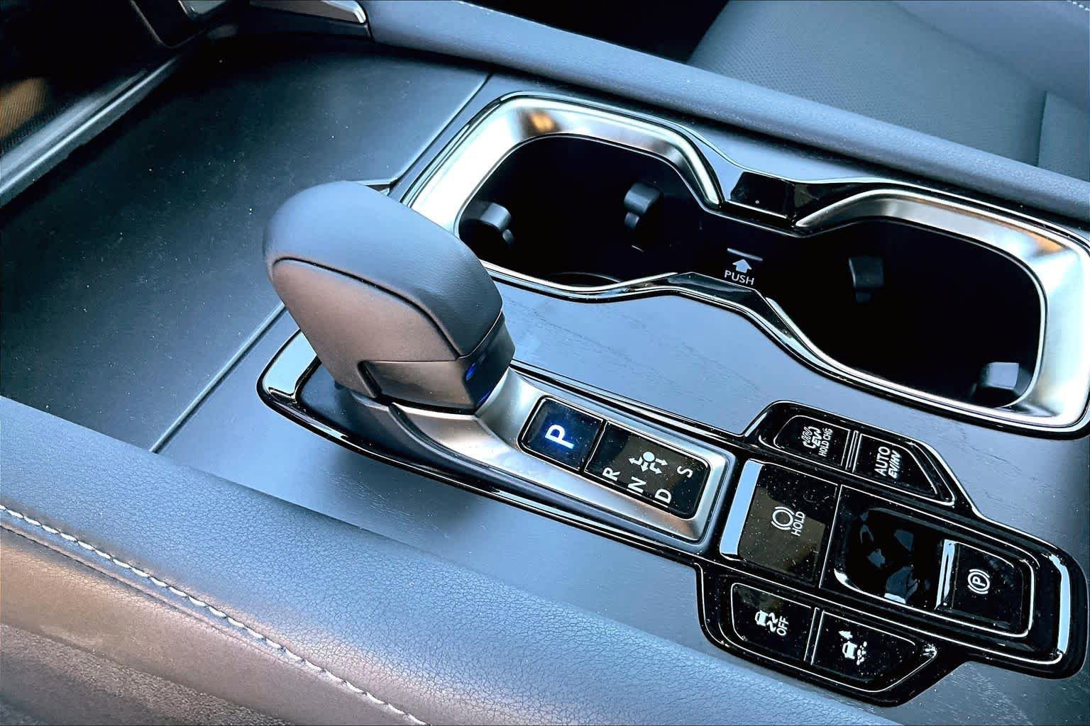 2026 Lexus RX 450h+ Premium - Photo 11