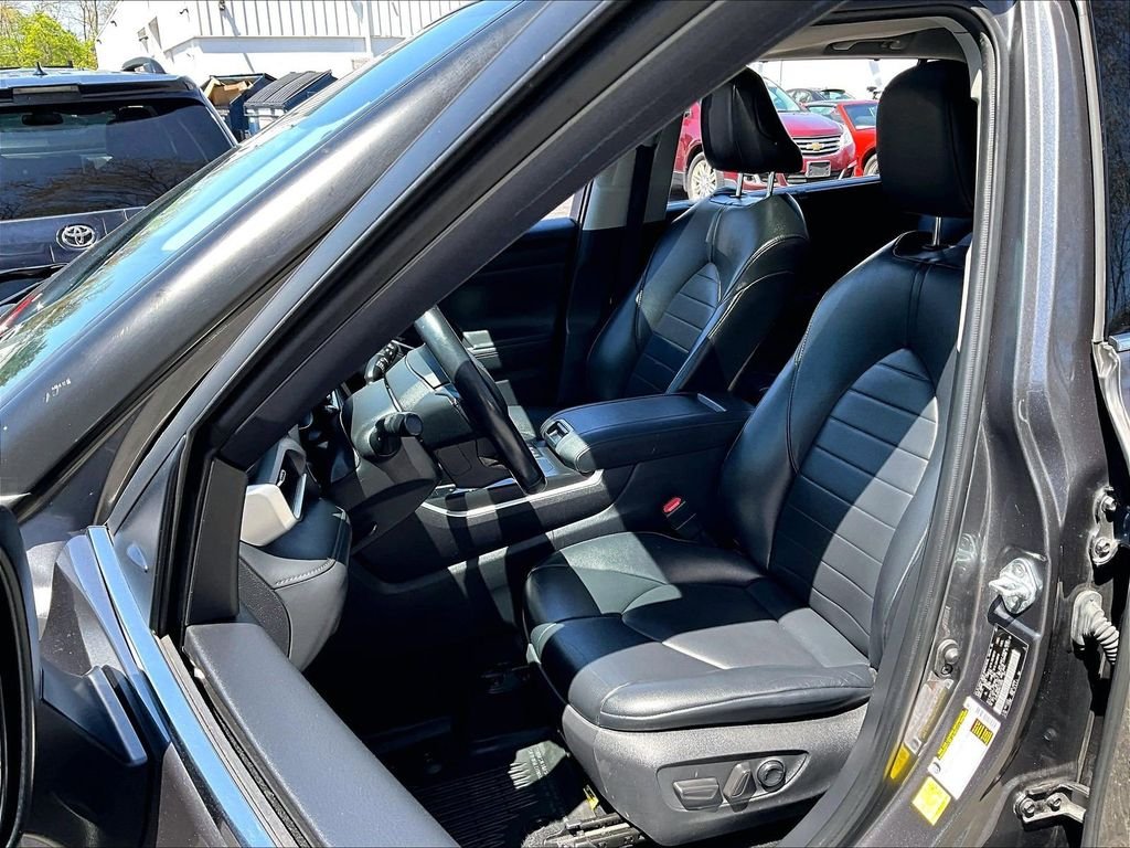 Used 2021 Gray Toyota XLE image 10