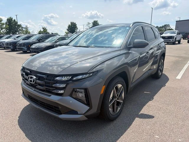 New 2026 Hampton Gray Hyundai SEL image 3
