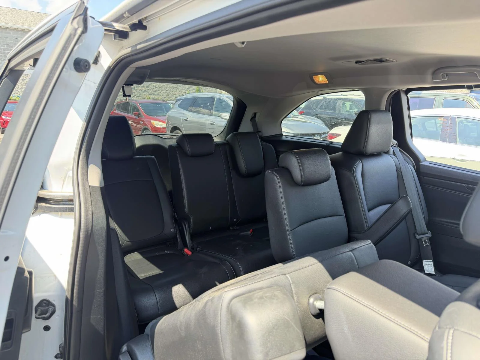 Used 2023 White Honda EX-L image 13