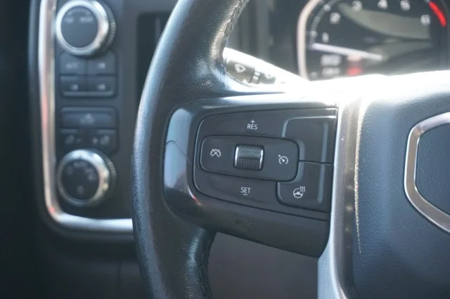 Used 2021 RED GMC SLE image 22