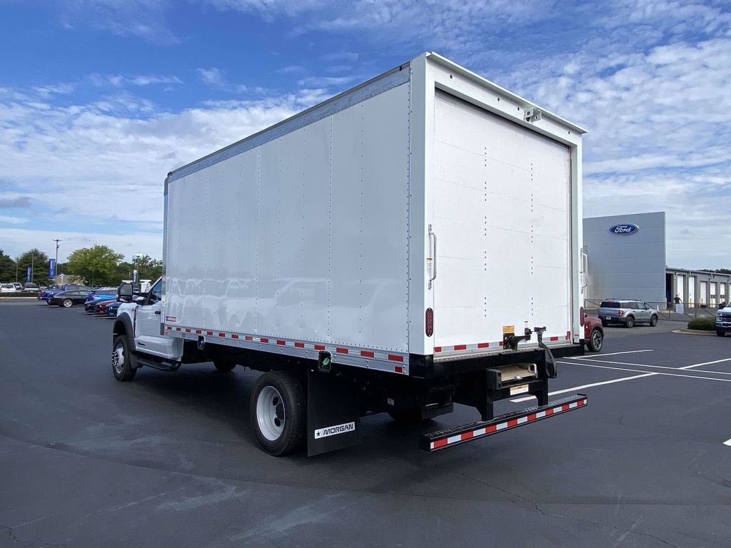 New 2026 Oxford White Ford F-550® XL image 5