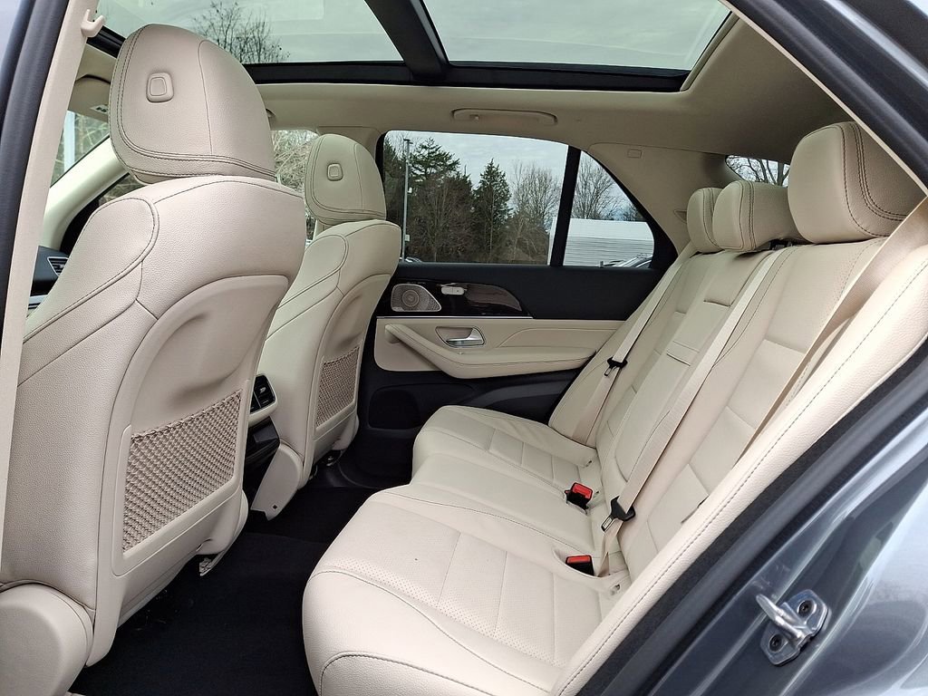 New 2026 Selenite Grey Metallic Mercedes-Benz GLE 450 image 29