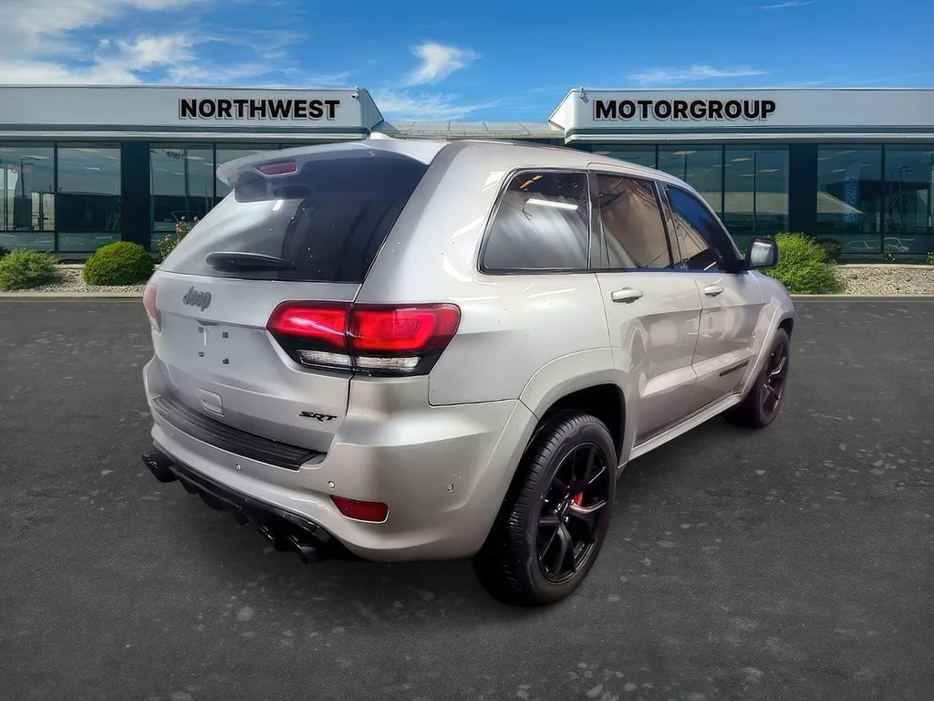 Used 2019 Billet Metallic Jeep SRT image 4