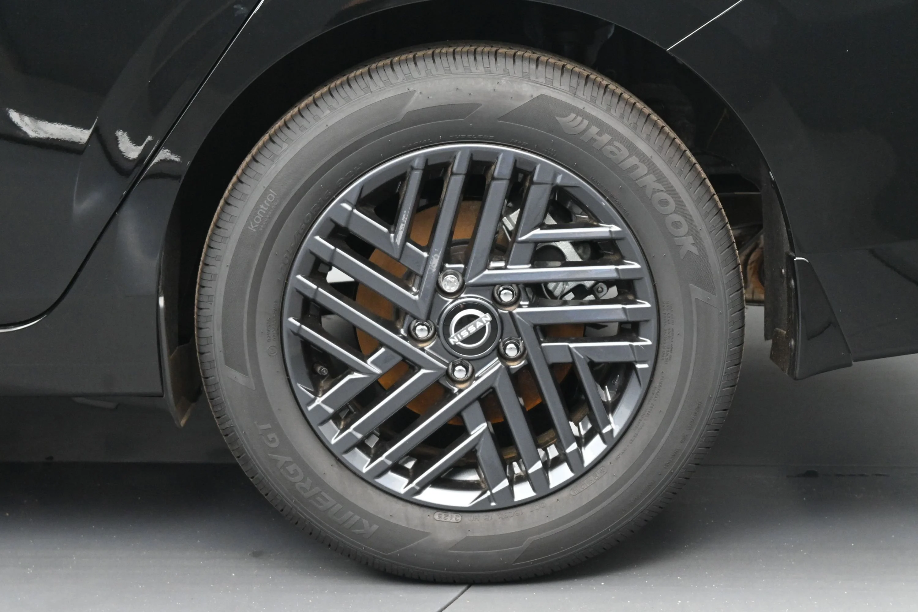 New 2026 Super Black Nissan SV image 19