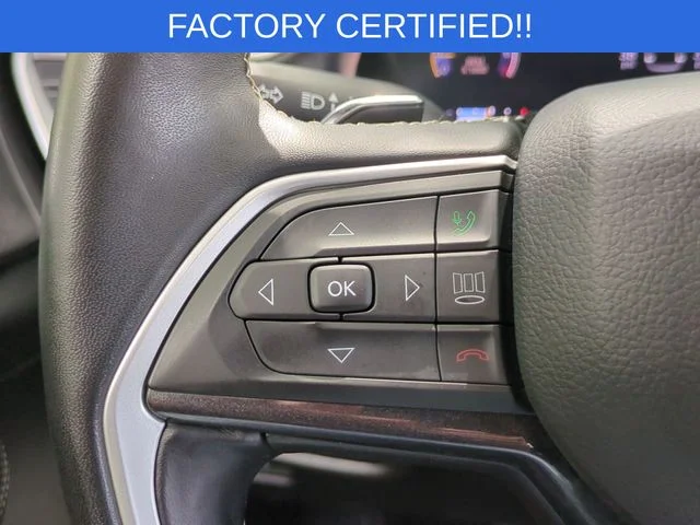 Used 2022 White Jeep Altitude image 20