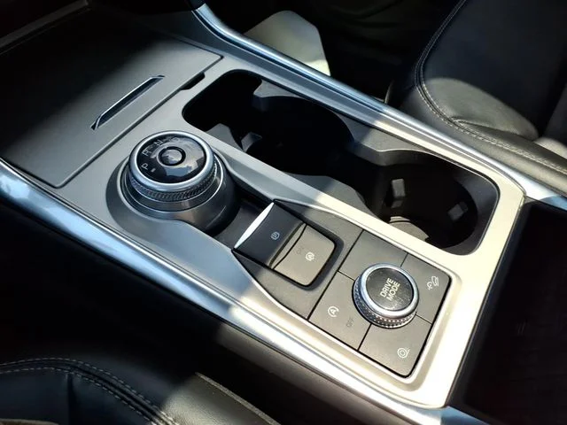 Used 2023 White Ford XLT image 34