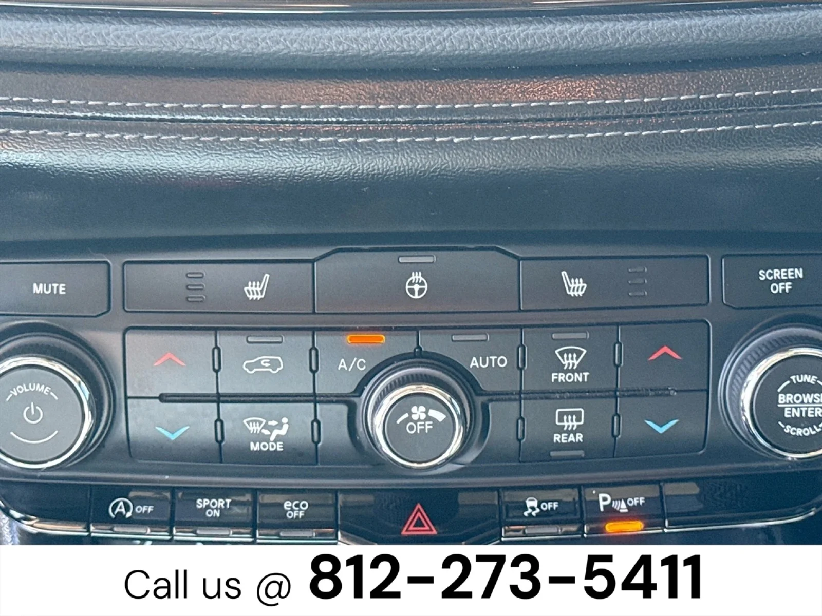 Used 2021 White Dodge SXT Plus image 19