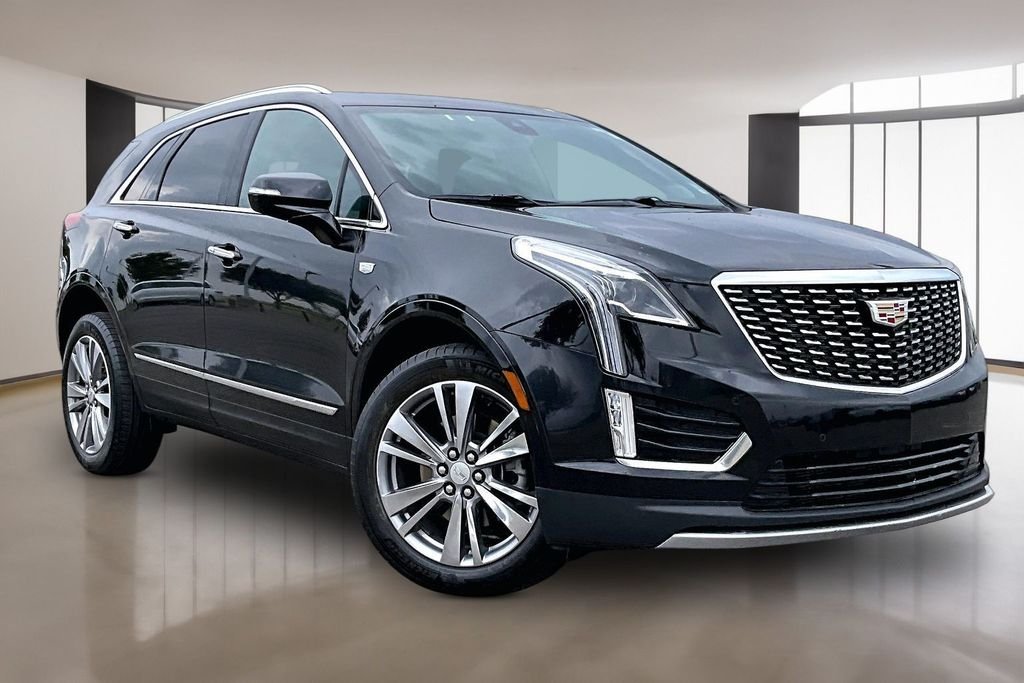 Used 2025 Black Cadillac Premium Luxury image 11