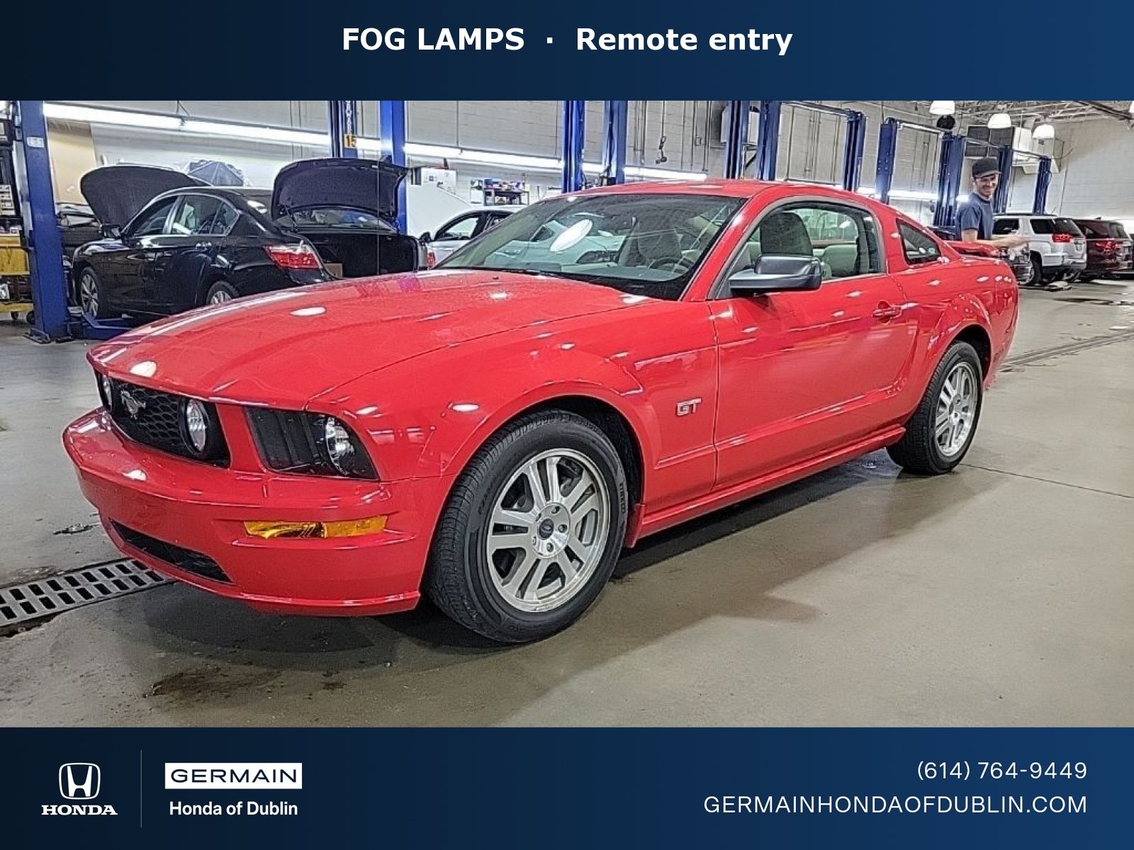 2005 Ford Mustang GT Premium's photo