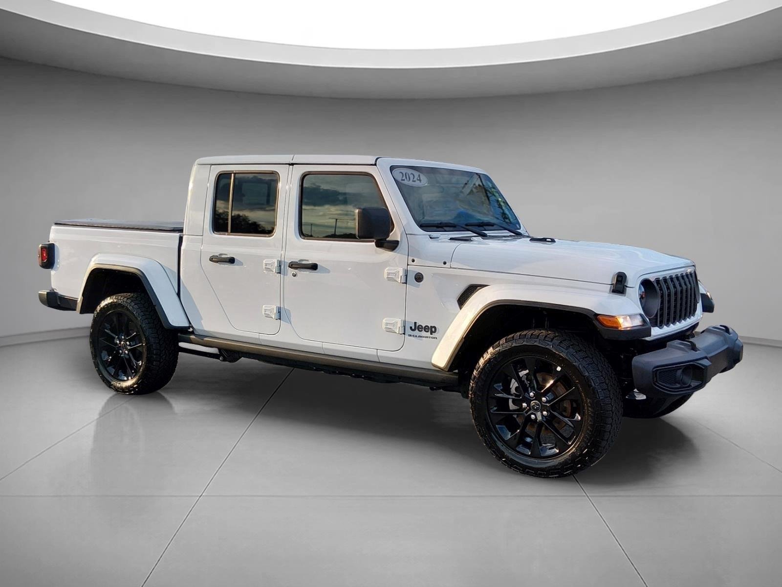 Used 2024 Bright White Clearcoat Jeep Nighthawk image 7