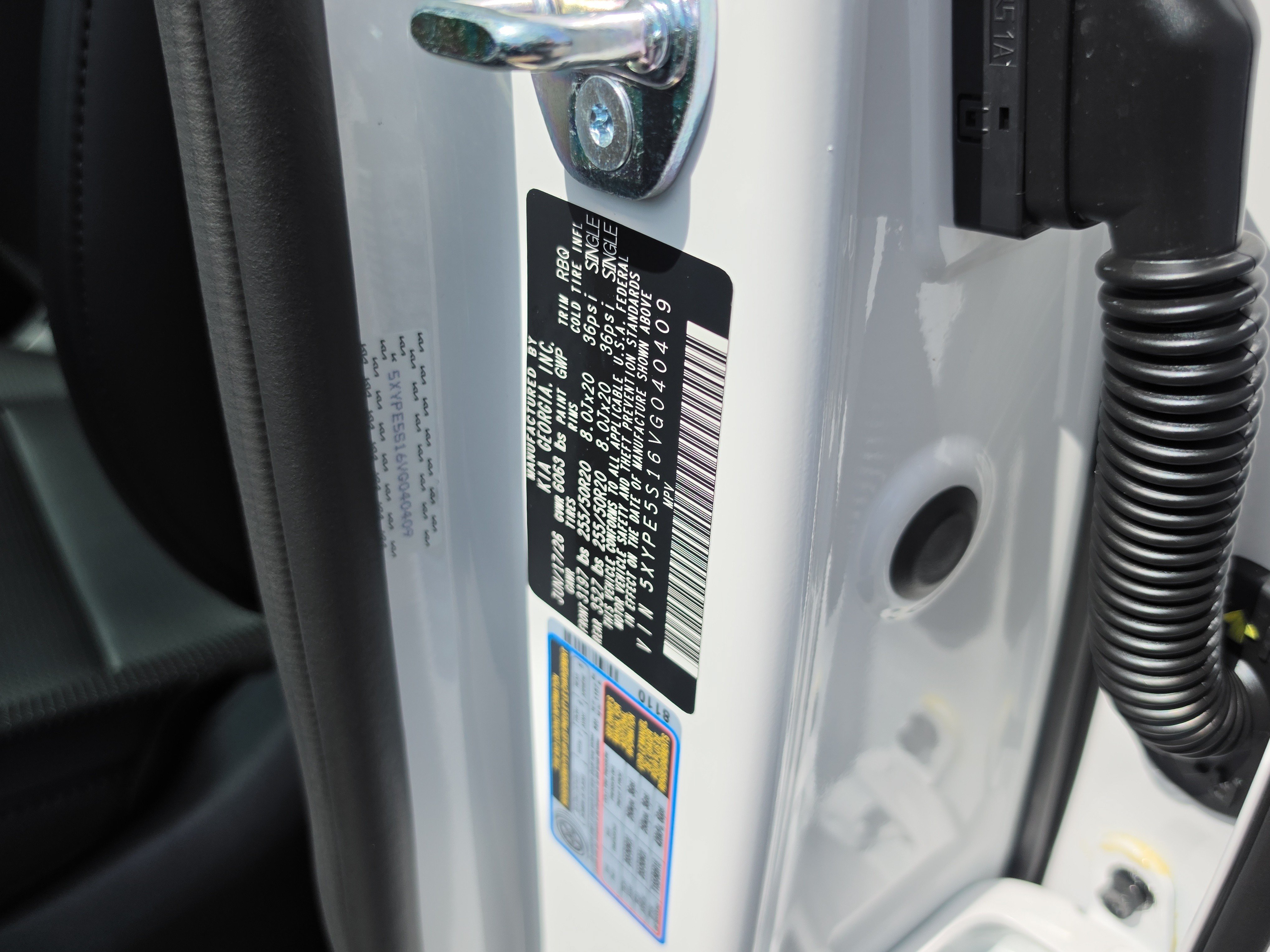 New 2027 Glacial White Pearl Kia S image 33