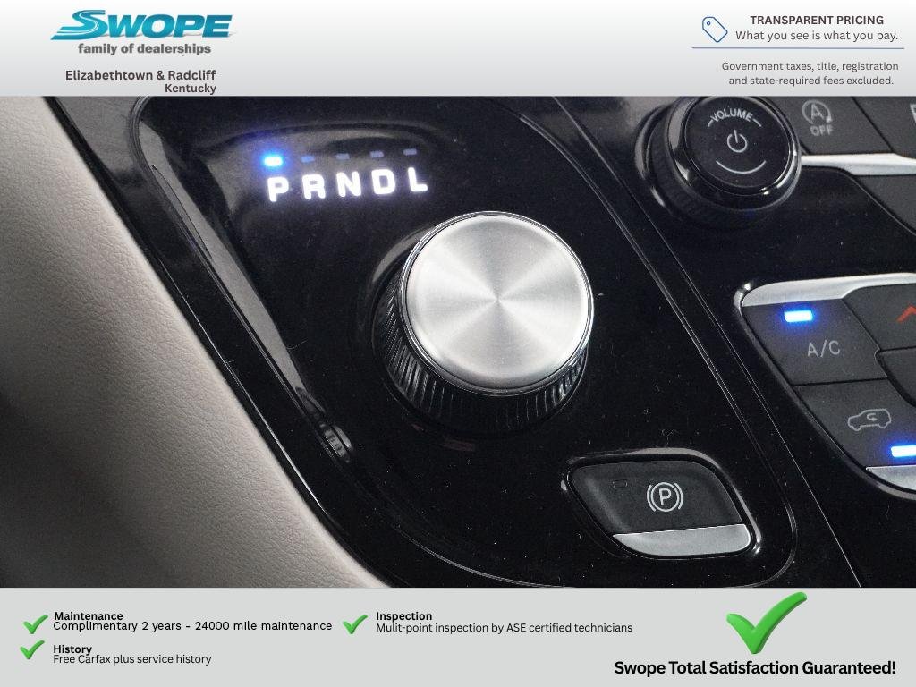 Used 2024 Silver Mist Clearcoat Chrysler Touring L image 21