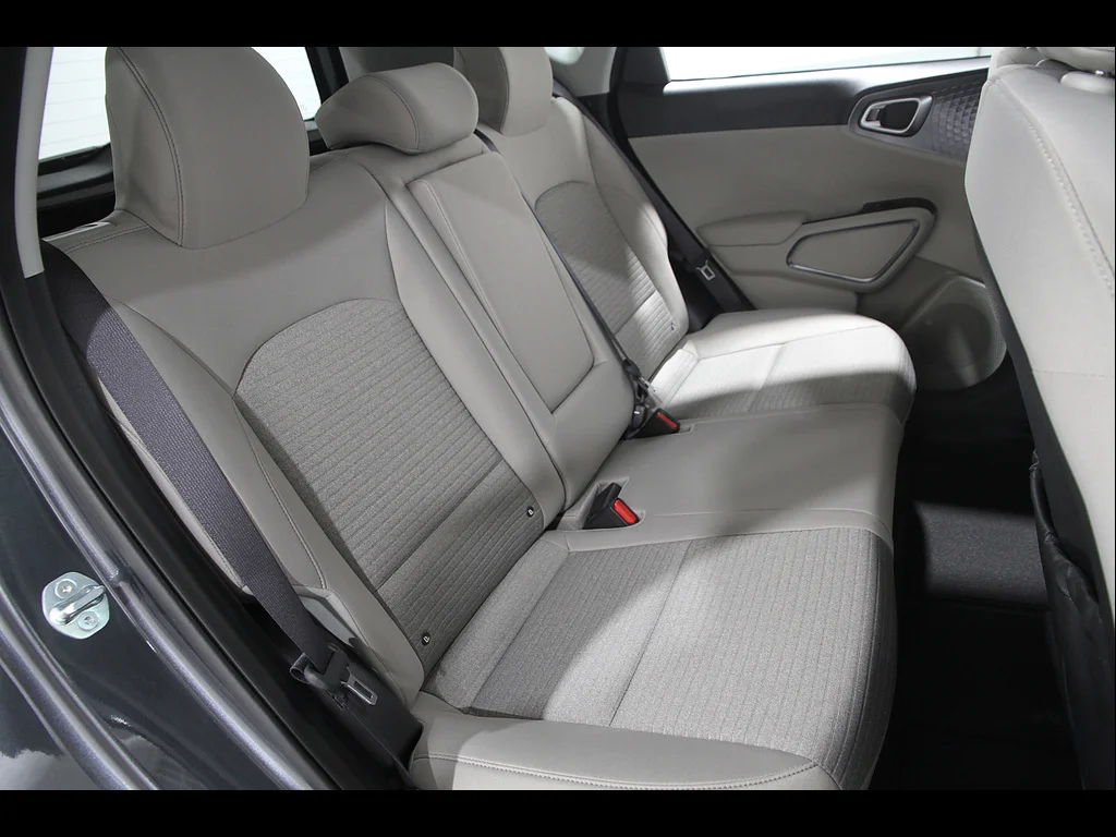 Used 2024 Gravity Gray Kia EX image 18