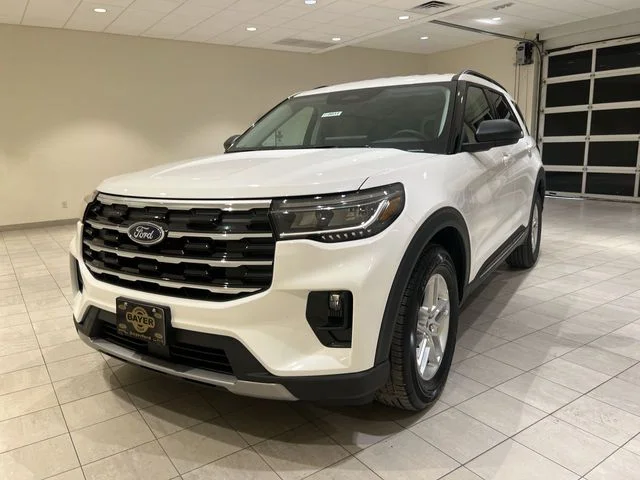 New 2026 Star White Metallic Tri-Coat Ford Active image 1