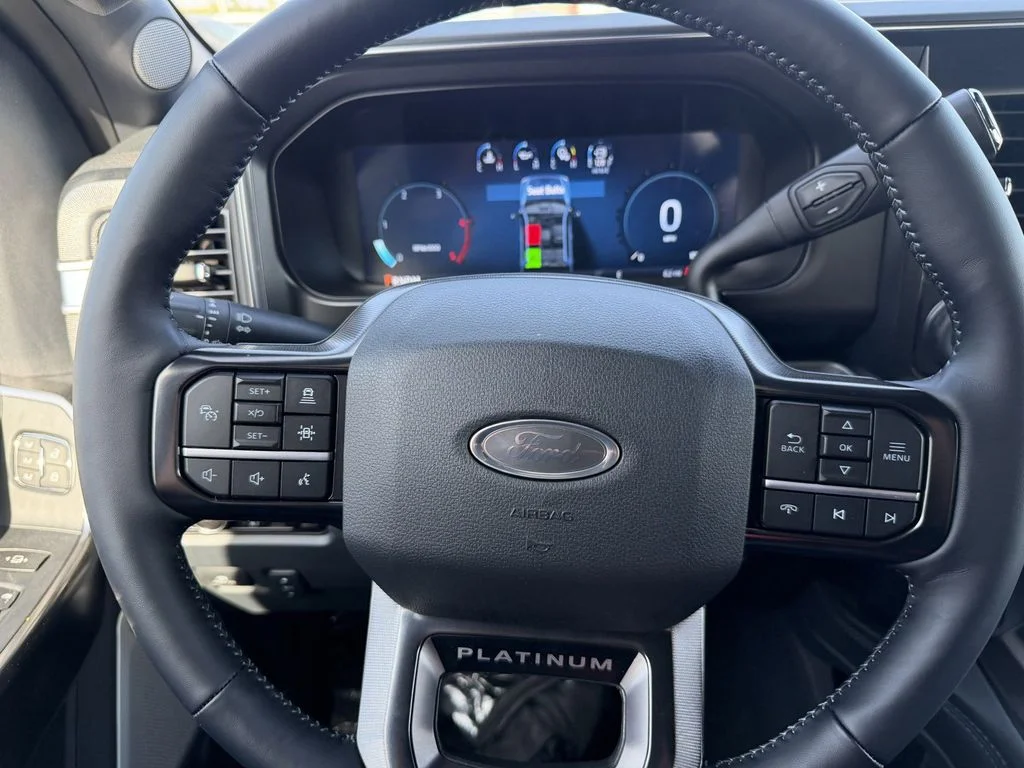 New 2026 Star White Metallic Tri-Coat Ford F-250® Platinum® image 30