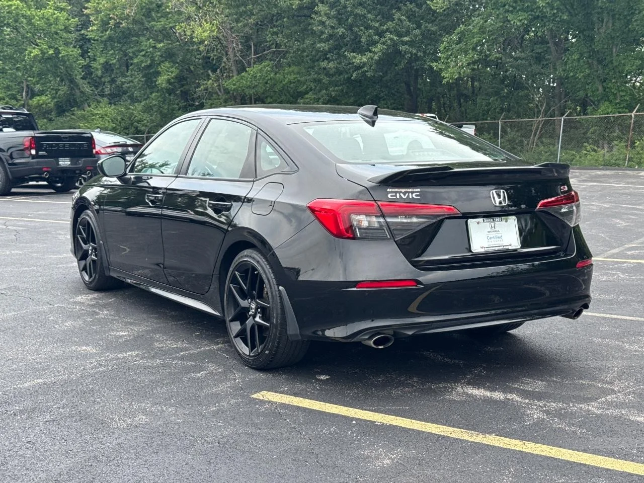 Certified Used 2023 Crystal Black Pearl Honda Si image 7