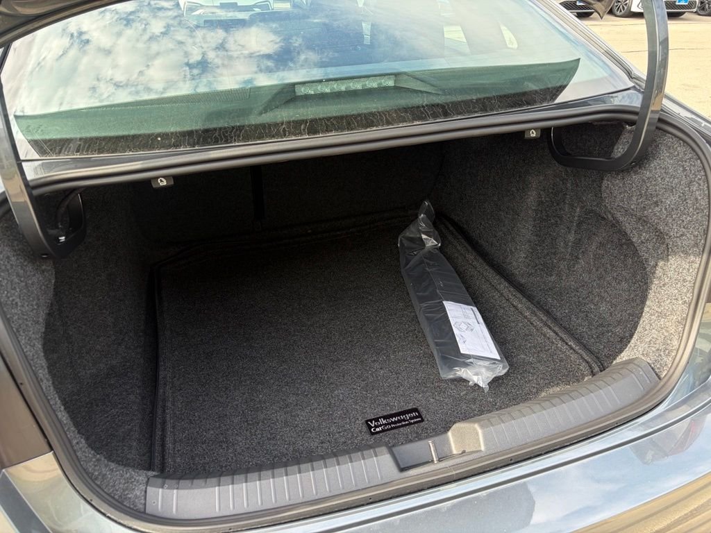 New 2026 Platinum Gray Metallic Volkswagen 1.5T Sport image 20