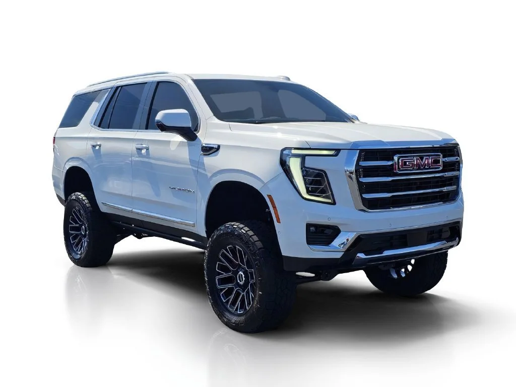 New 2026 Summit White GMC Elevation image 5