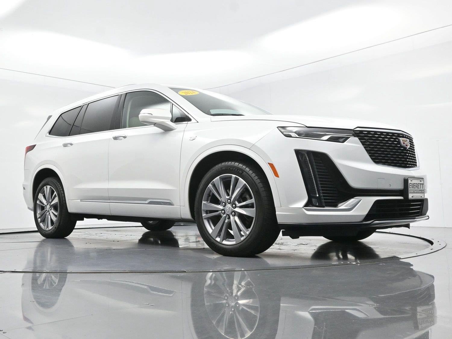 Used 2024 Crystal White Tricoat Cadillac Premium Luxury image 50