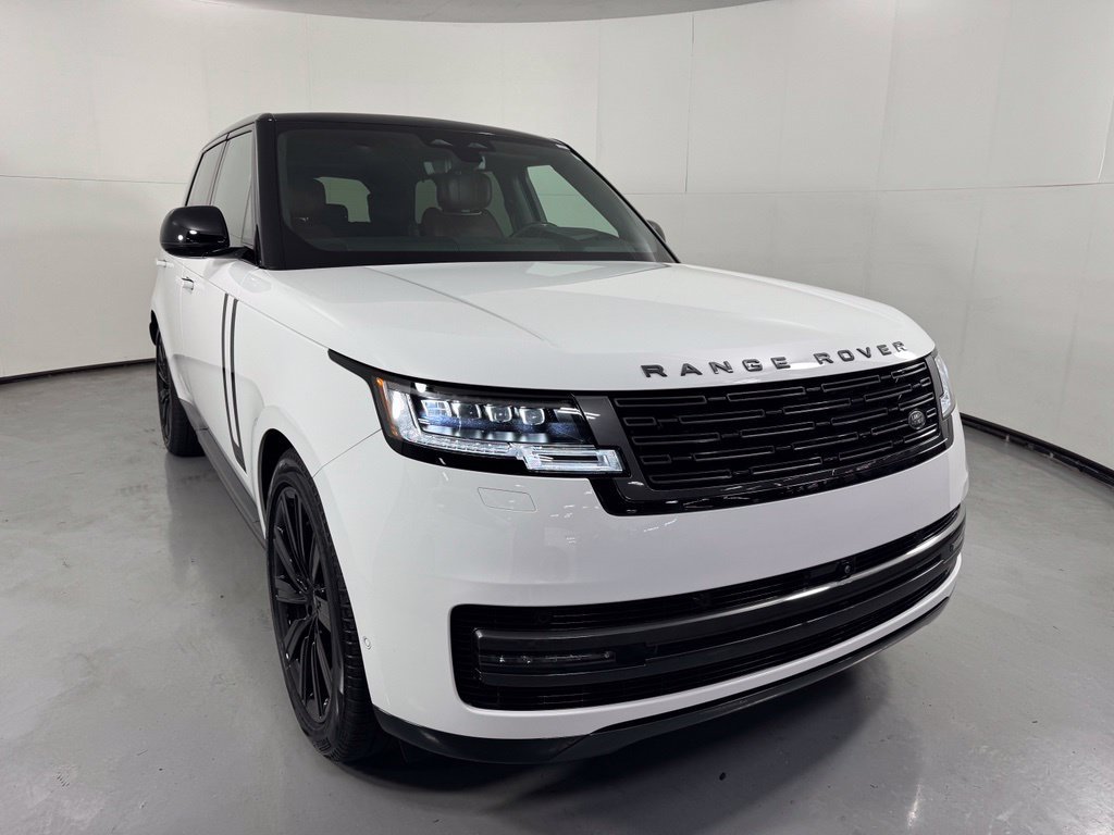Used 2025 Fuji White Land Rover Autobiography image 3