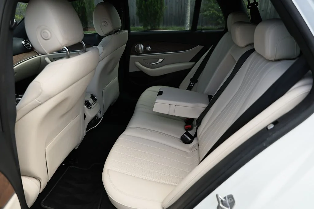 Used 2017 designo Diamond White Metallic Mercedes-Benz E 400 image 25