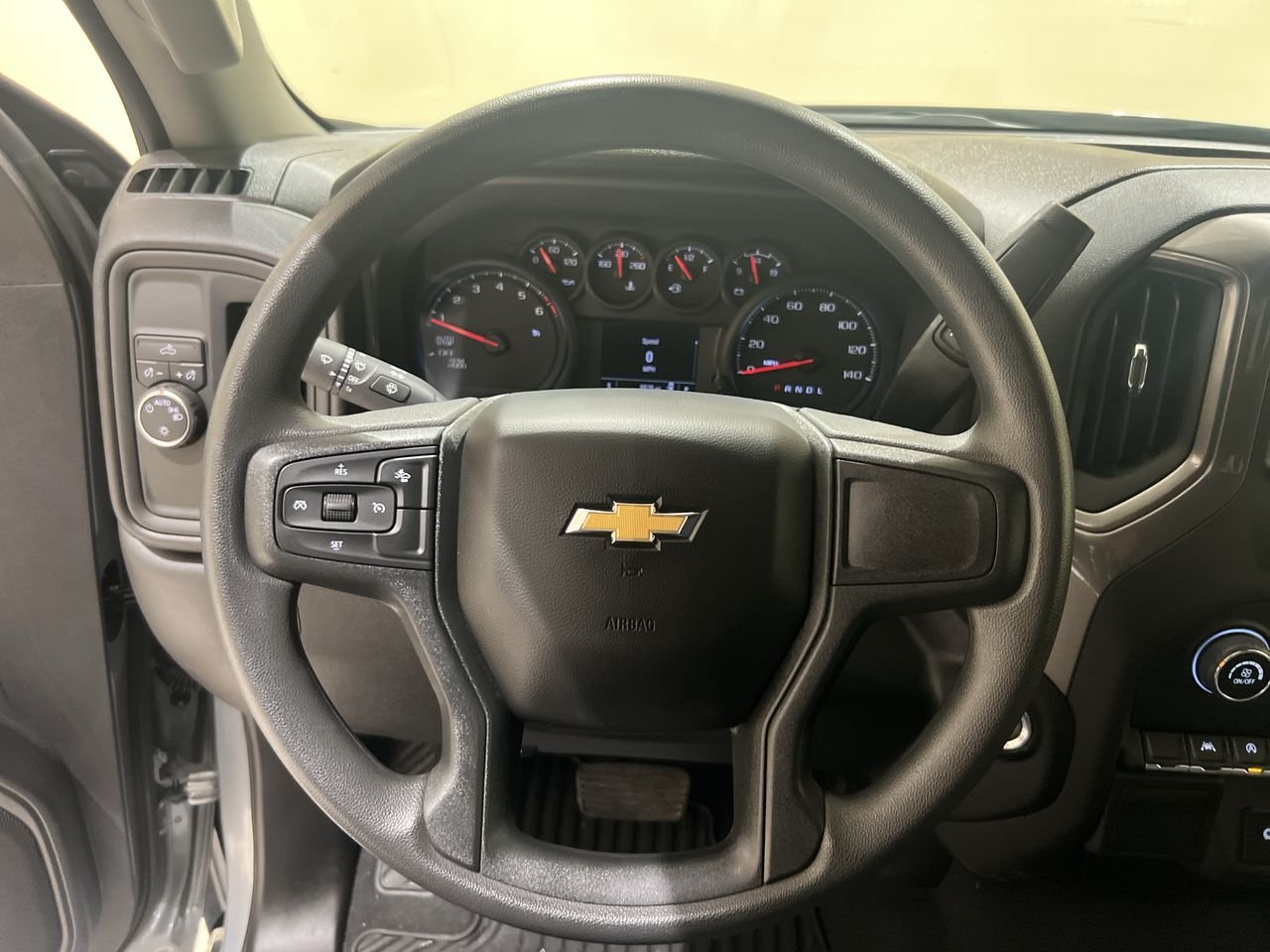 2025 Chevrolet Silverado 1500 Custom - Photo 47