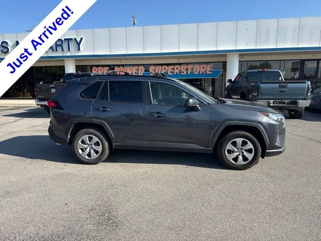Used 2021 Gray Toyota LE image 4