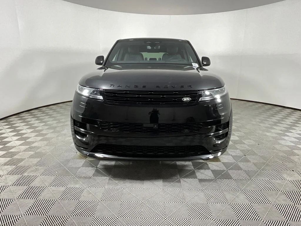 New 2026 Santorini Black Land Rover Dynamic SE image 8