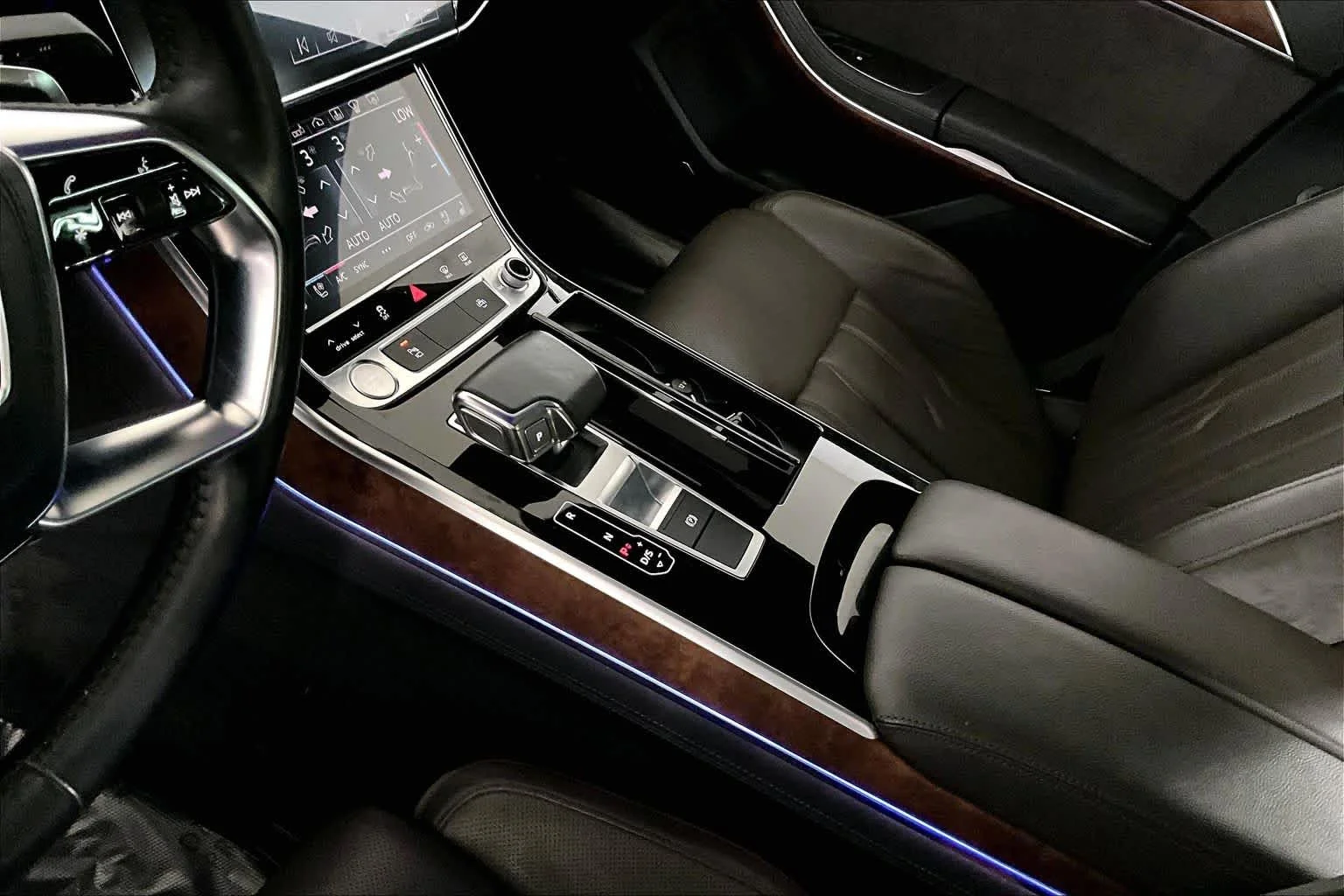 Used 2020 Glacier White Metallic Audi  image 17