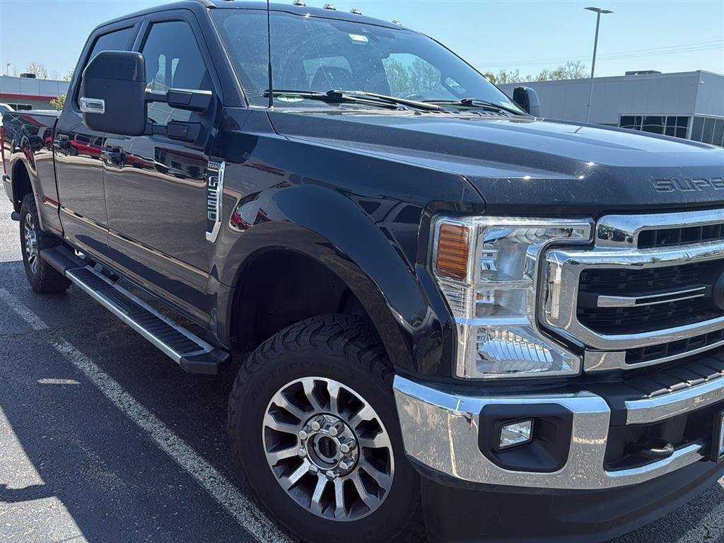 Used 2022 Agate Black Ford Lariat image 2