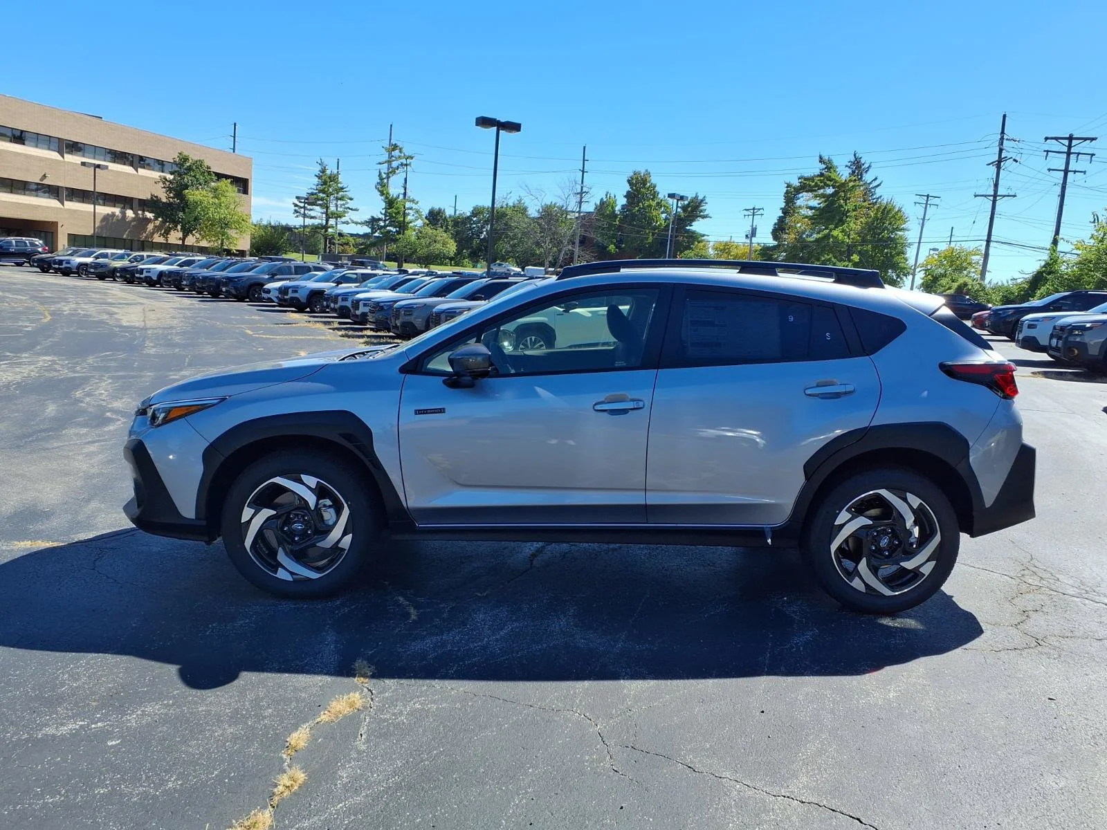 New 2026 ICE SILVER METALLIC Subaru Limited Hybrid image 19